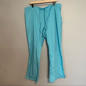 UNIFORM ADVANTAGE plus butter soft scrub pants